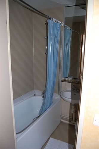 Du Parc Hotel 2*