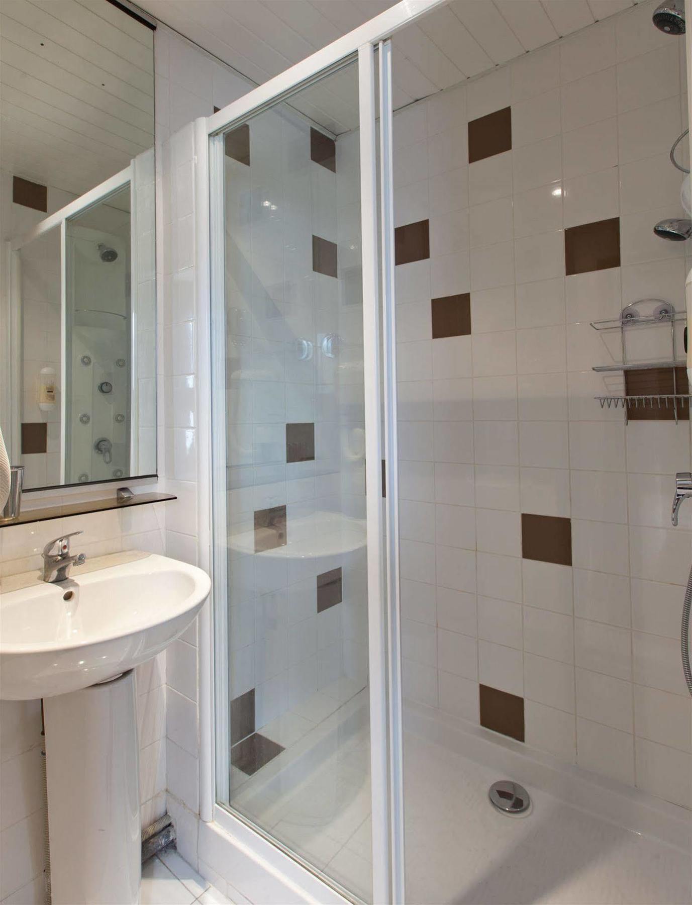Du Parc Hotel 2*